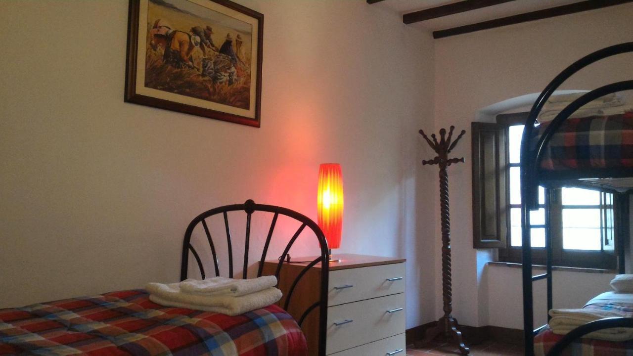 Villa La Nussa Capolona Eksteriør billede